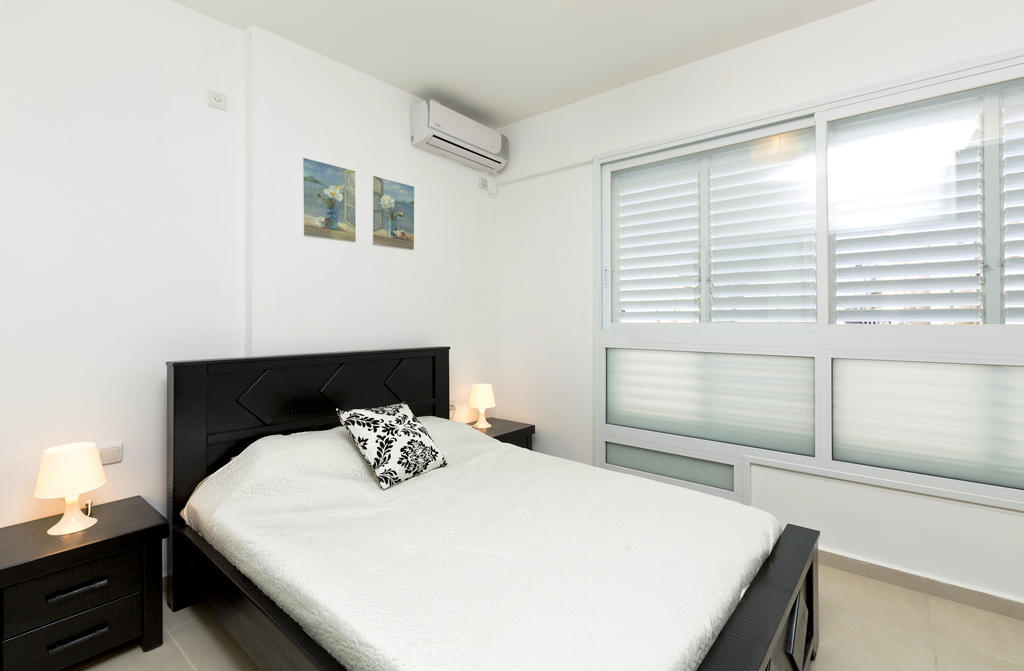 Home4Trip Bat Yam Quarto foto